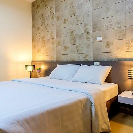 Prajaktra City Hostel Udon Thani Exterior photo