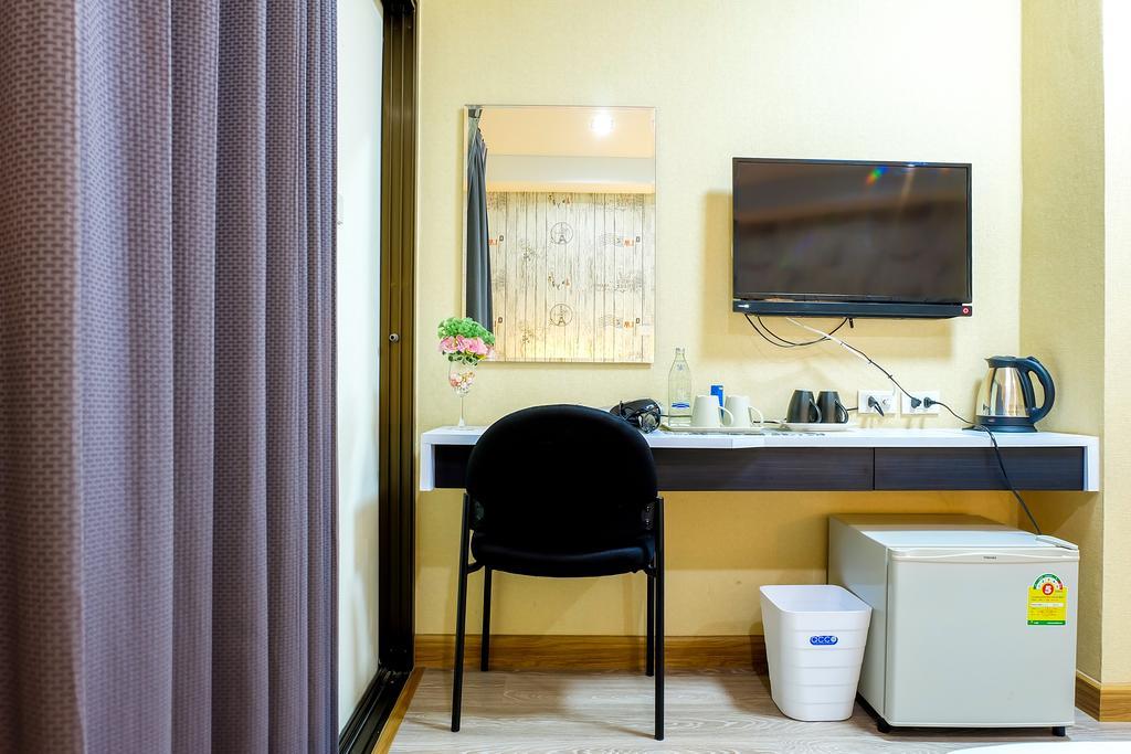 Prajaktra City Hostel Udon Thani Exterior photo