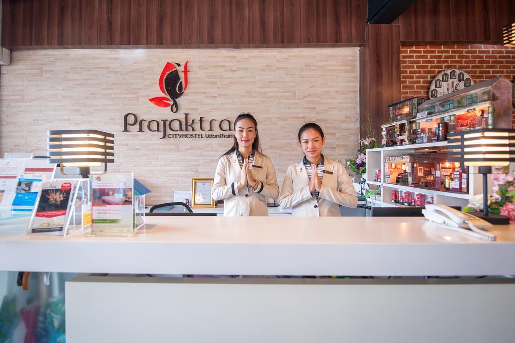 Prajaktra City Hostel Udon Thani Exterior photo