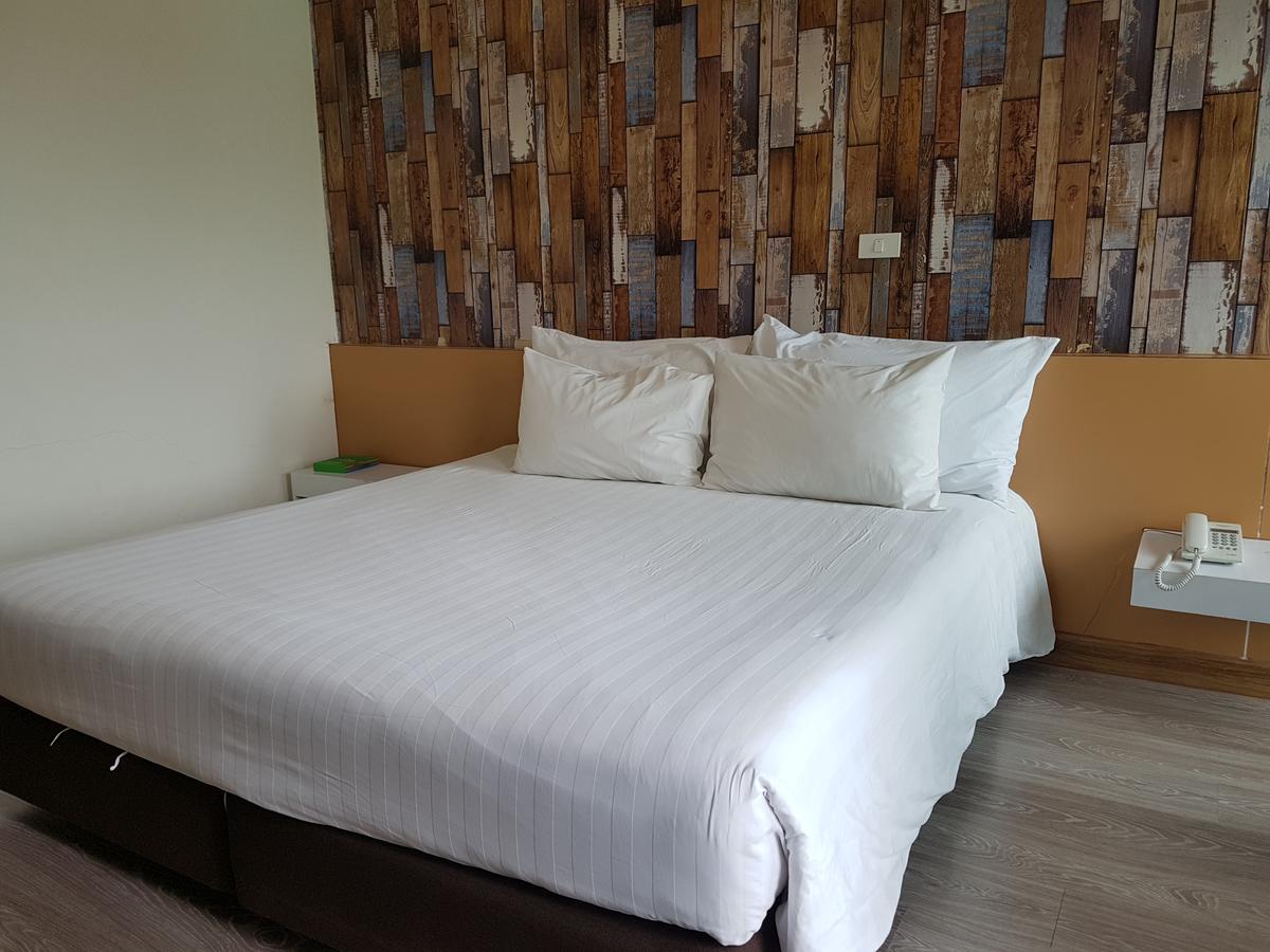 Prajaktra City Hostel Udon Thani Exterior photo